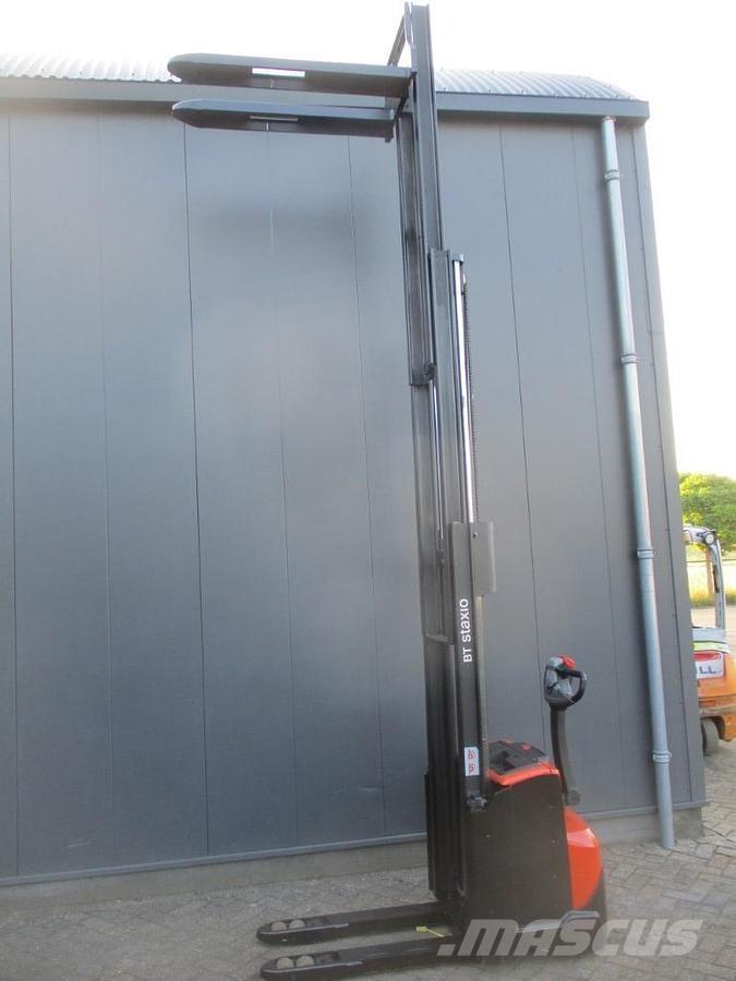 Toyota SWE 120L Järelkäidavad virnastajad