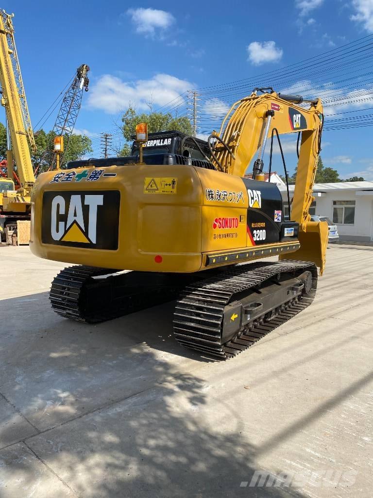 CAT 320 D Roomikekskavaatorid