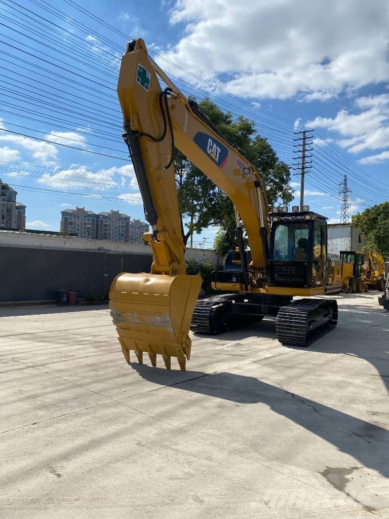 CAT 320 D Roomikekskavaatorid