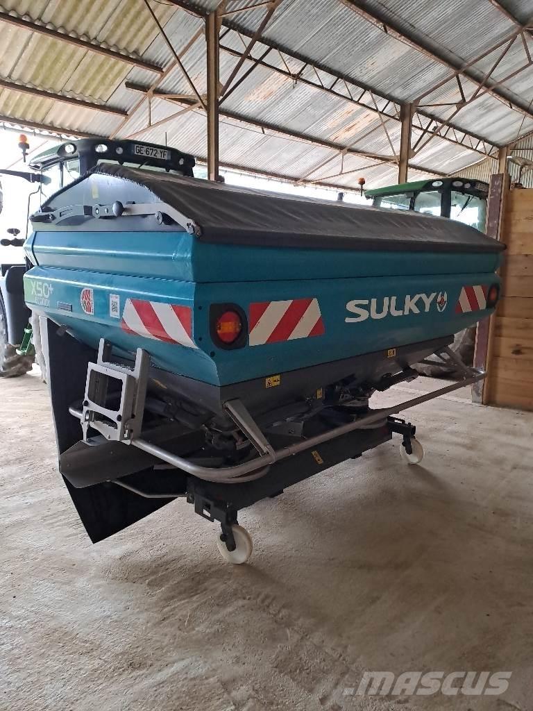 Sulky X50+ Väetisekülvikud pihustiga
