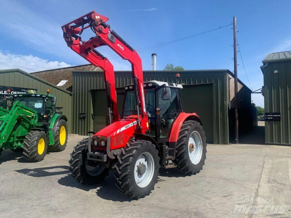Massey Ferguson 5455 Traktorid