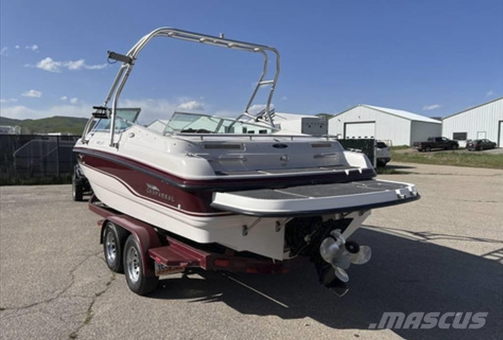  Chaparral 2330 SS Tööpaadid / pargased