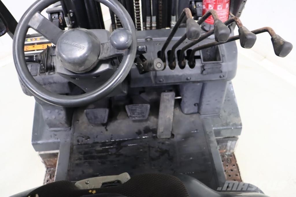 Nissan U1D2A20LQ Gaasitõstukid