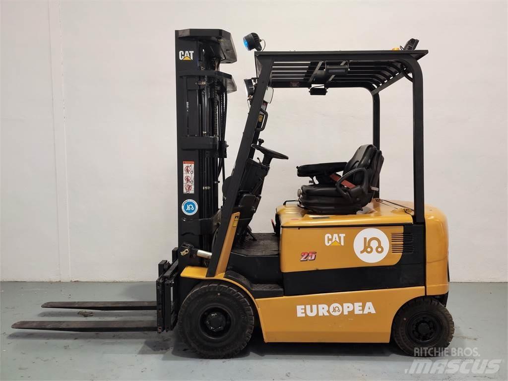 CAT EP25K PAC Elektritõstukid