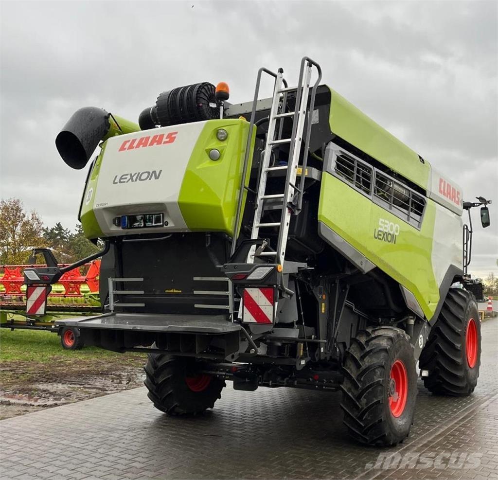 CLAAS Lexion 5300 Teraviljakombainid