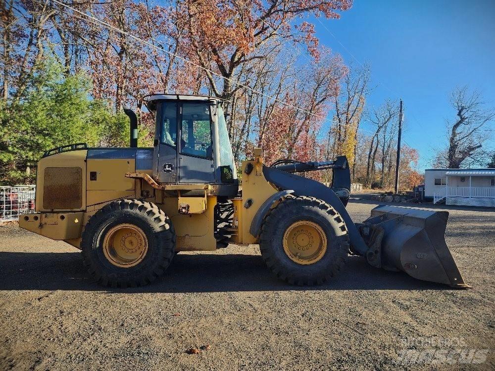 John Deere 624 J Rataslaadurid