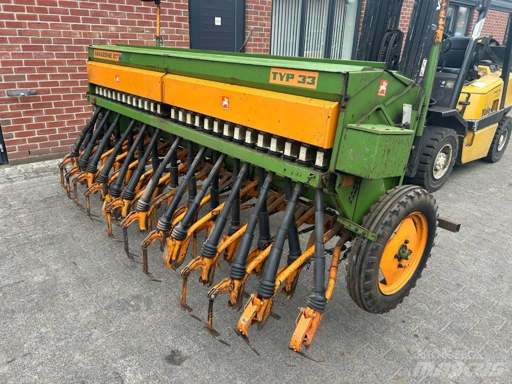 Amazone D7 Type 33 Külvikud