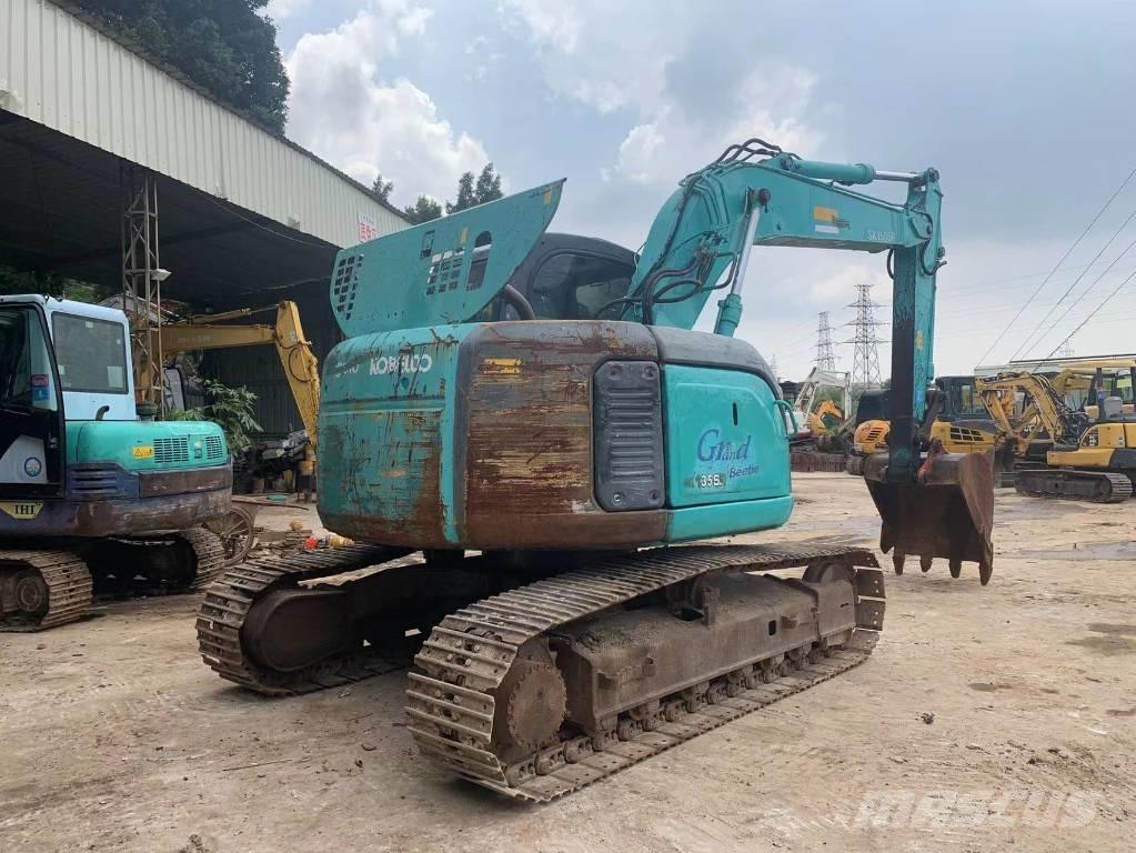 Kobelco SK 135 Roomikekskavaatorid