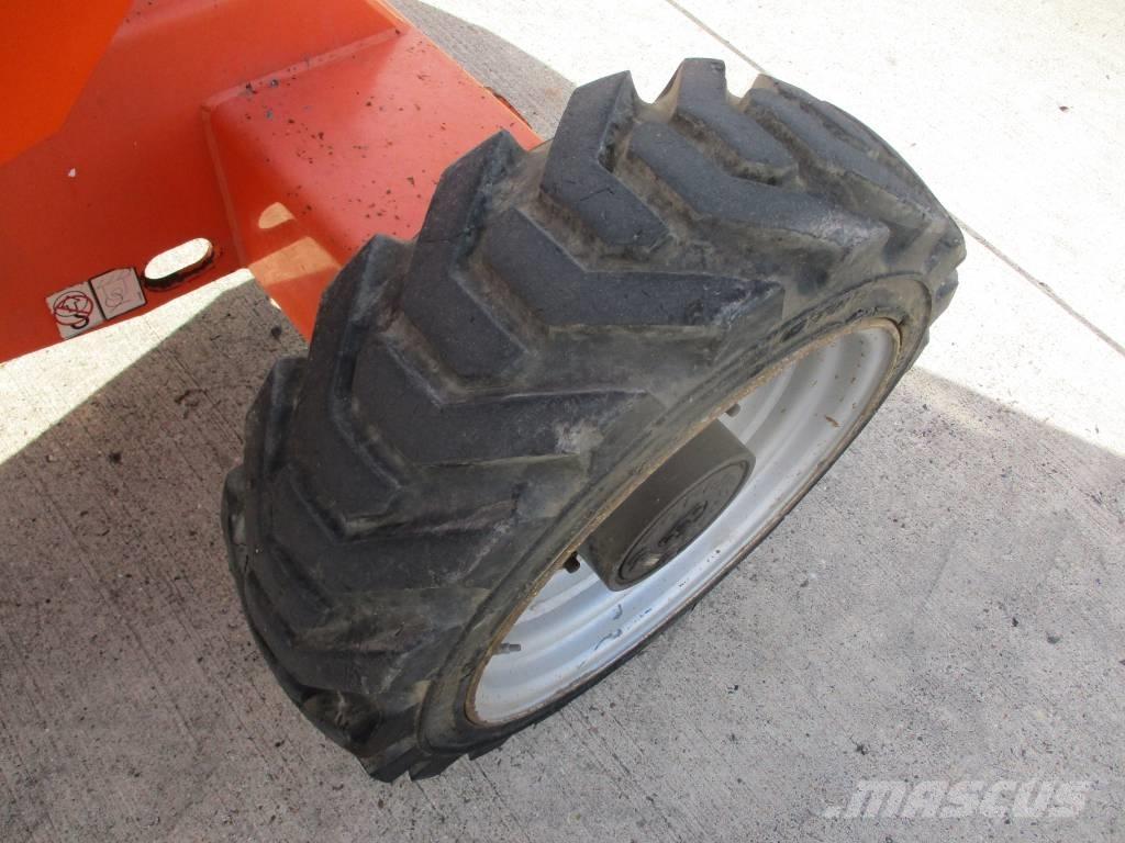 JLG 340AJ (835) Kompaktsed poomtõstukid