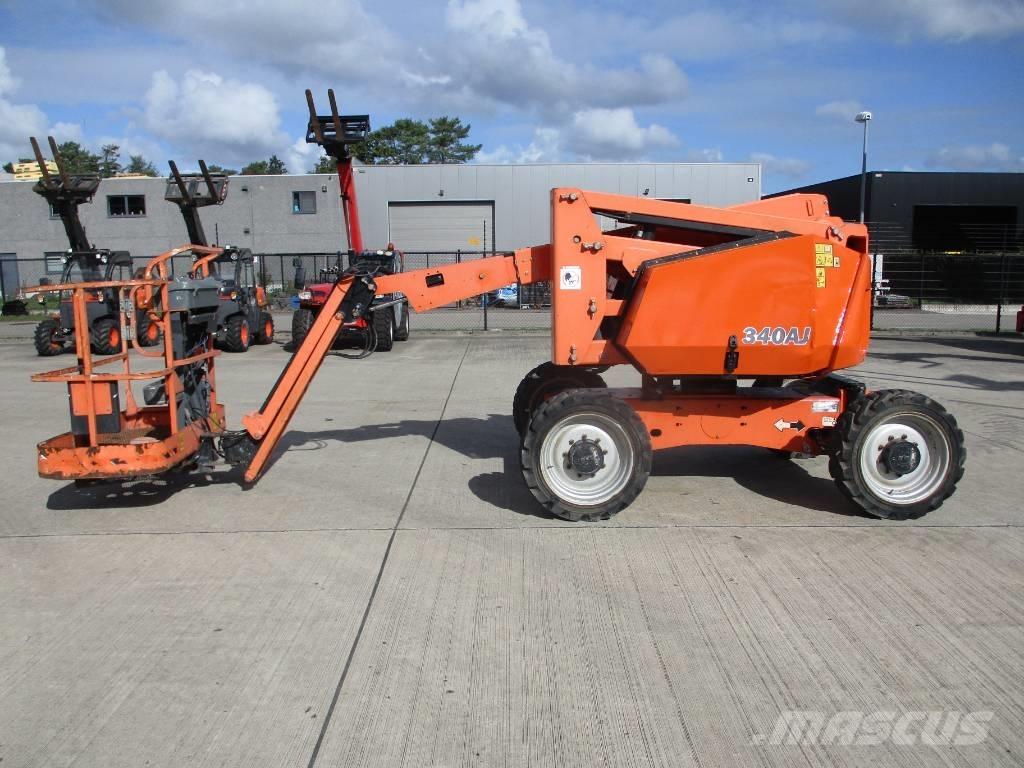 JLG 340AJ (835) Kompaktsed poomtõstukid