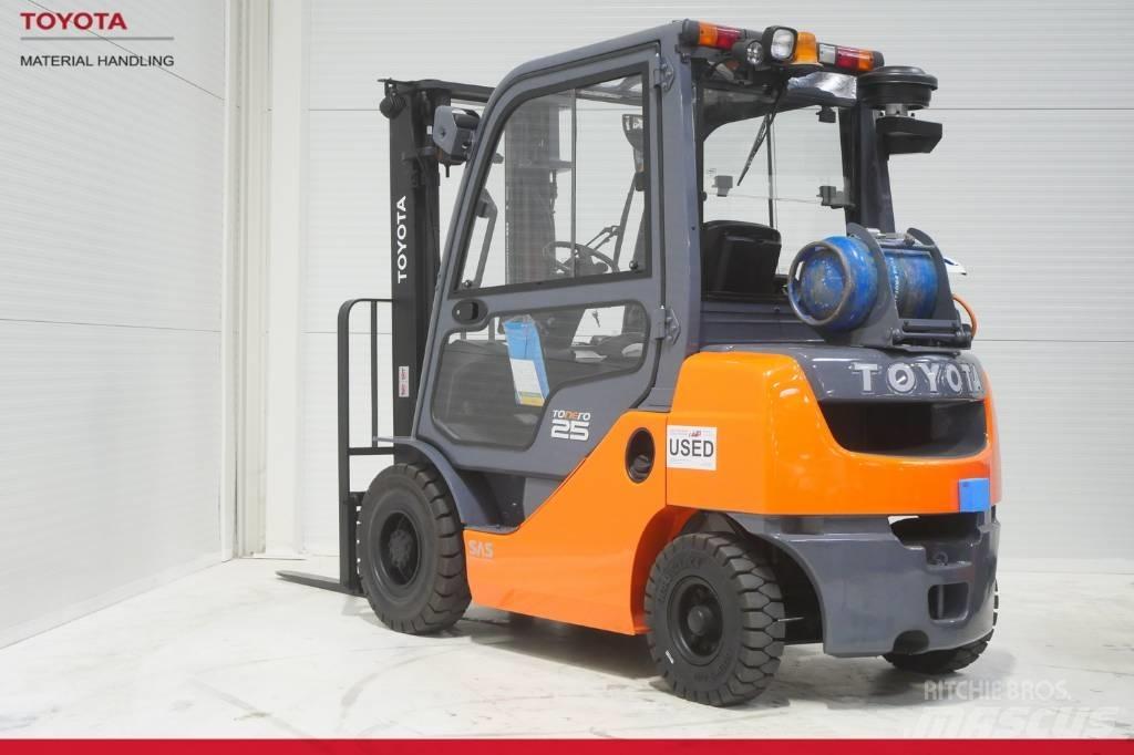Toyota 02-8 FGF 25 Gaasitõstukid