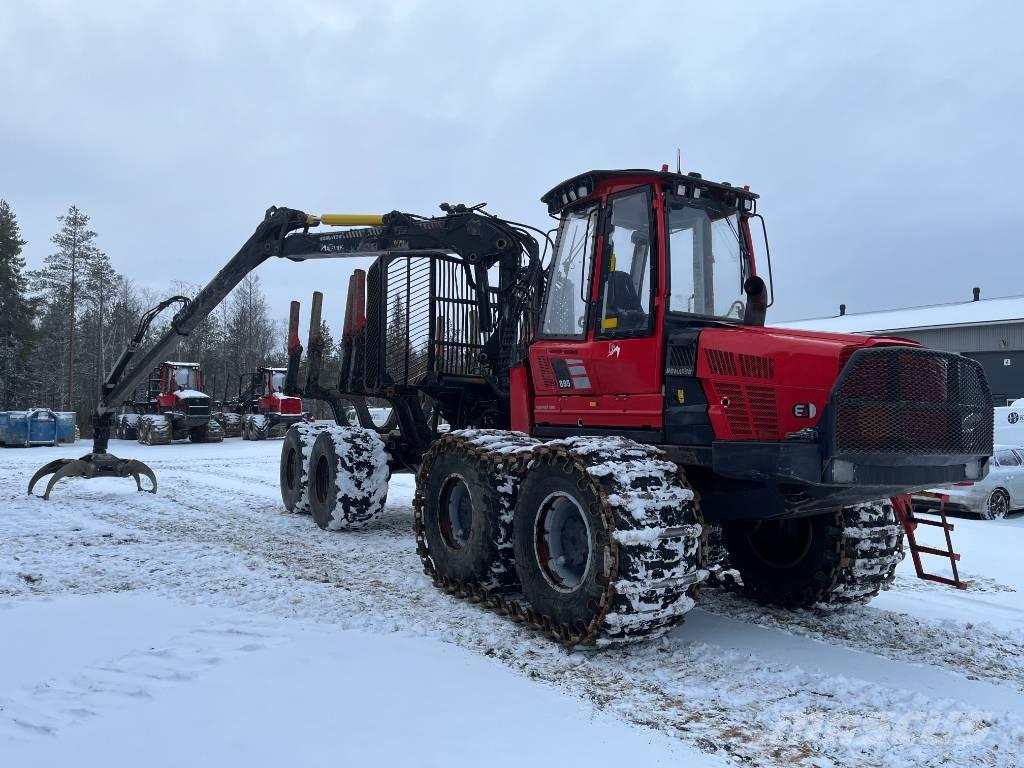 Komatsu 895 Forwarderid