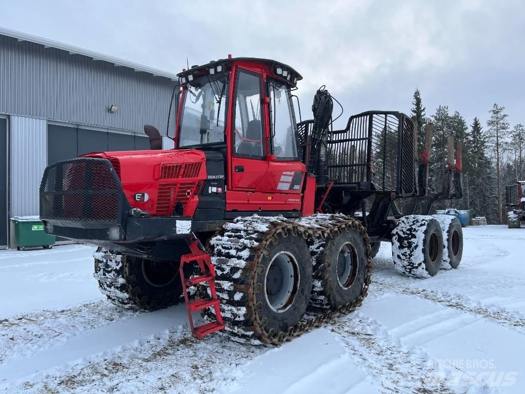 Komatsu 895 Forwarderid