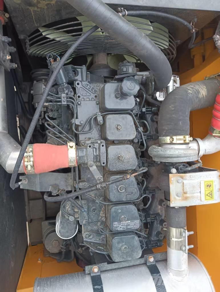 Hyundai 220LC-9S Roomikekskavaatorid