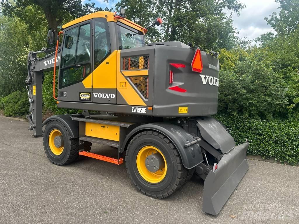 Volvo EWR 150 E Ratasekskavaatorid
