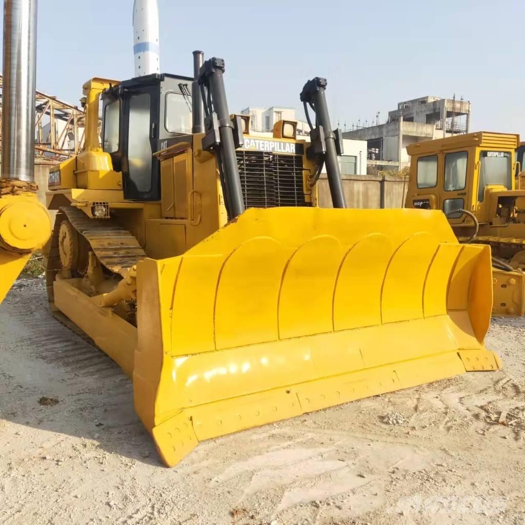 CAT D7H Buldooserid