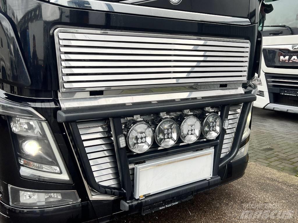 Volvo FH 750 6x4 Sadulveokid
