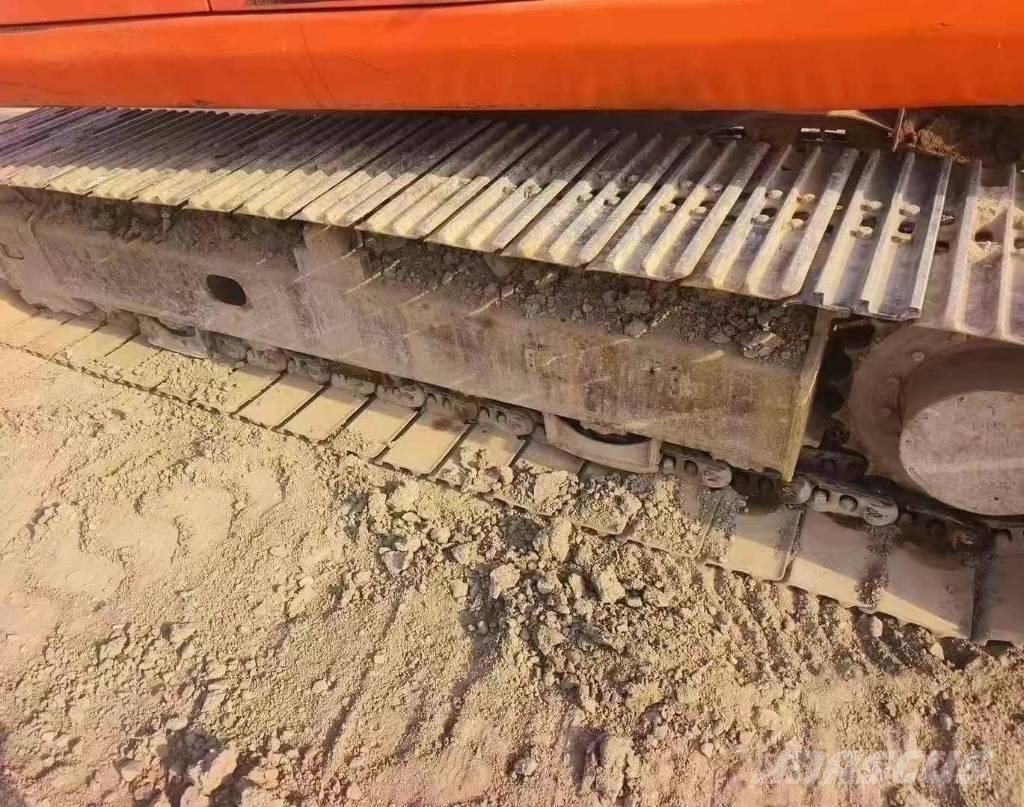 Doosan DH 150 LC-7 Roomikekskavaatorid