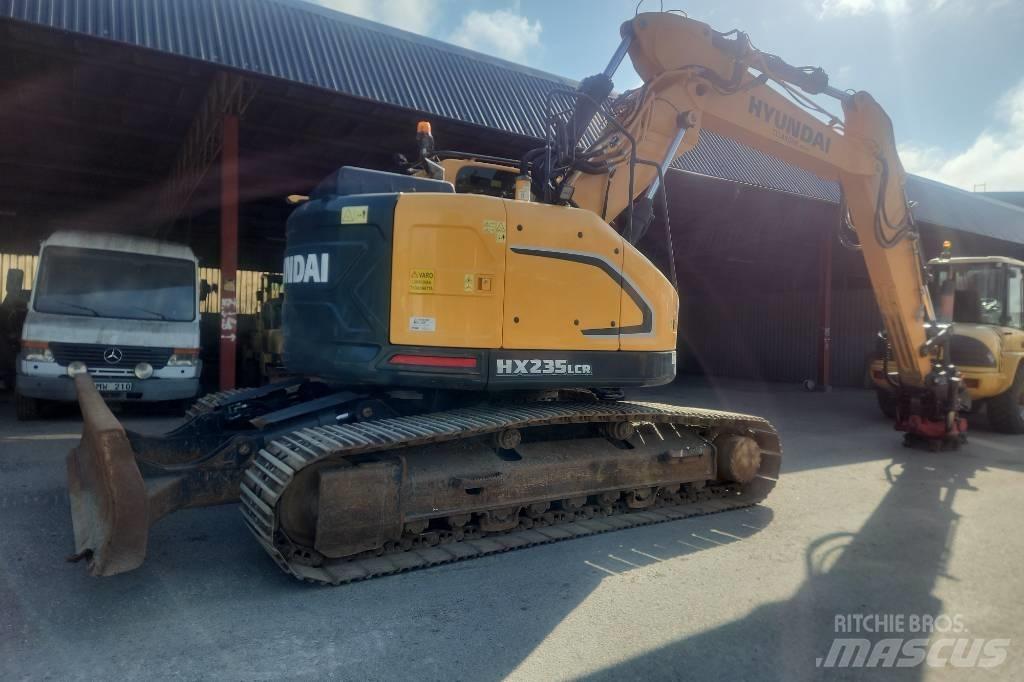 Hyundai HX 235 LCR Roomikekskavaatorid