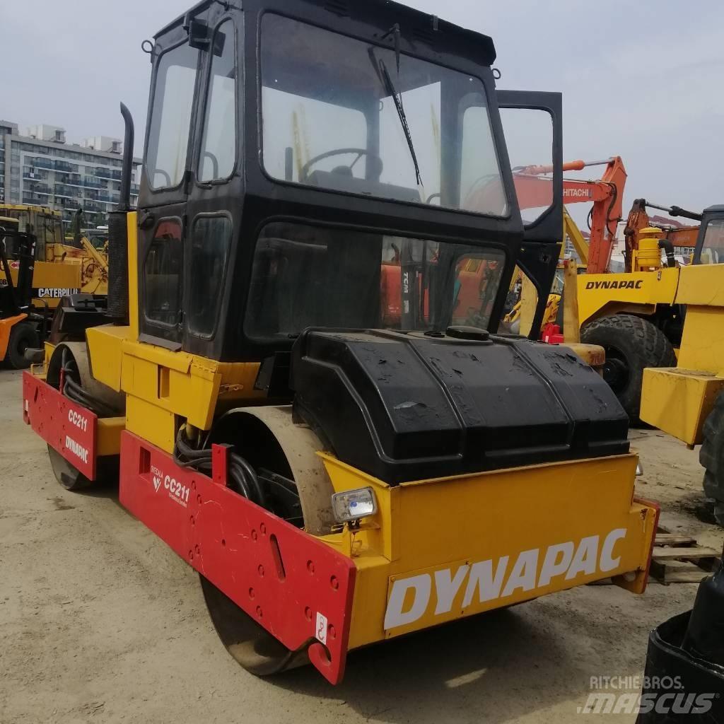Dynapac CC 211 Tandemrullid