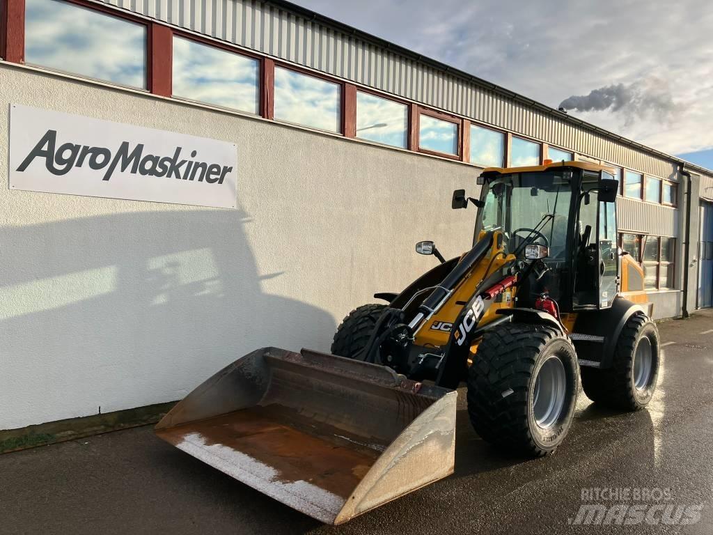 JCB 409 STAGE V - AGRI Väikelaadurid