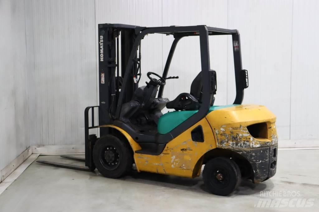 Komatsu FD25T-16 Diiseltõstukid