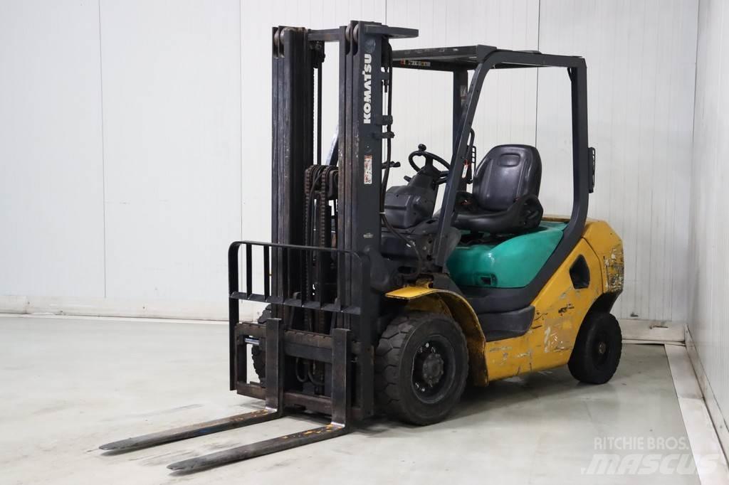 Komatsu FD25T-16 Diiseltõstukid