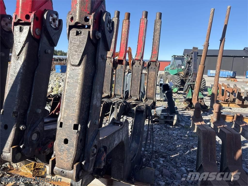 Komatsu 875 Muud osad