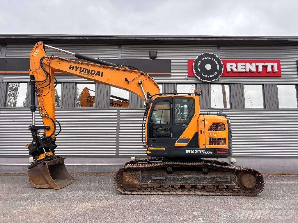 Hyundai HX 235 ALCR Roomikekskavaatorid