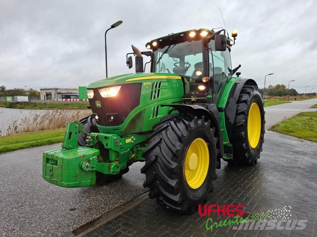 John Deere 6215 R Traktorid