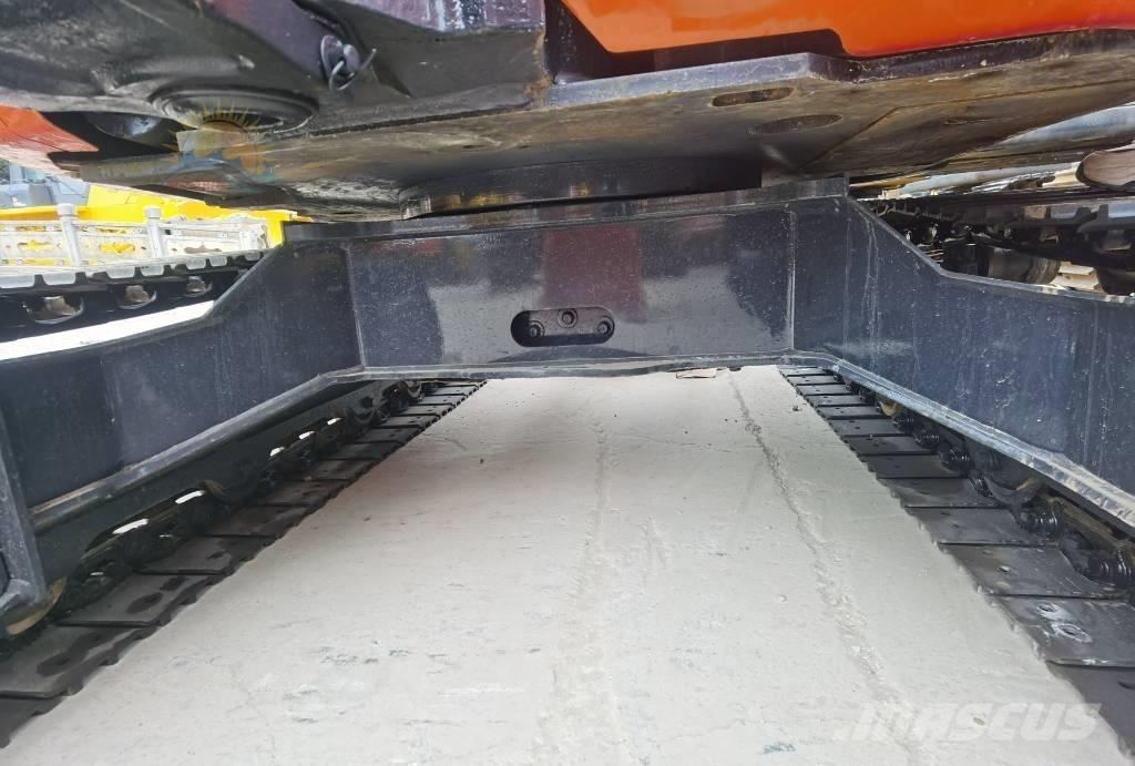 Kubota KX 155 Roomikekskavaatorid