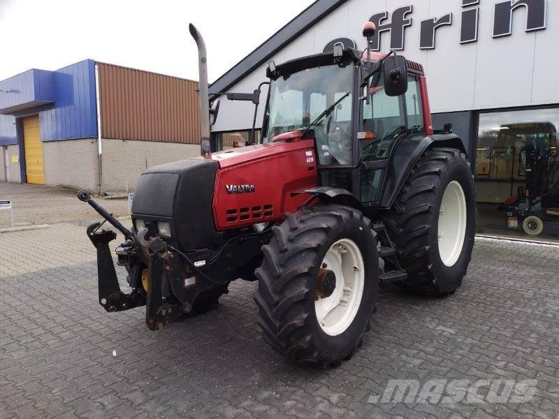 Valtra 6850 Traktorid