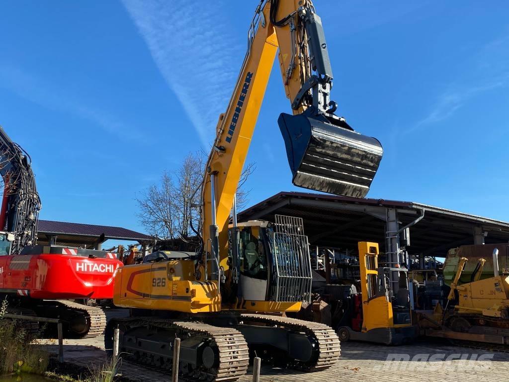 Liebherr R 926 LC Roomikekskavaatorid