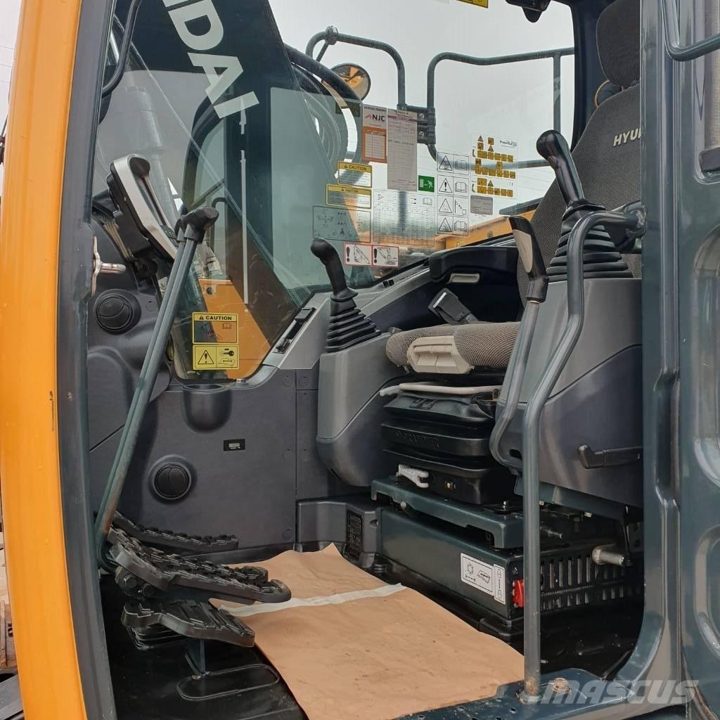 Hyundai HX 130 ALCR Roomikekskavaatorid