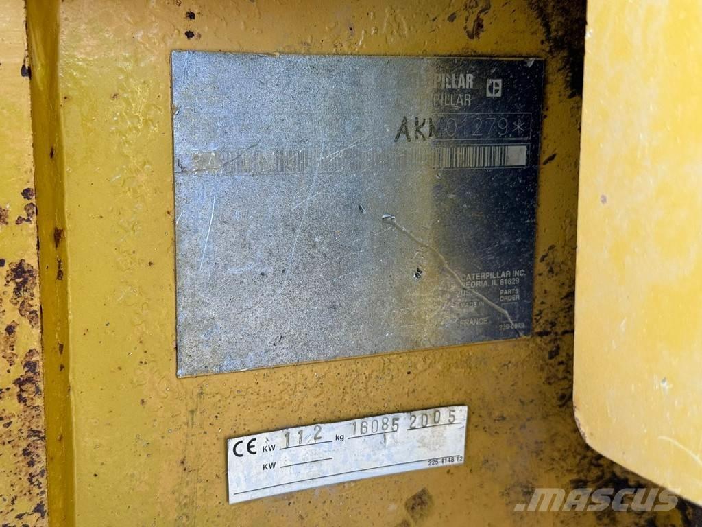 CAT D6N XL Buldooserid