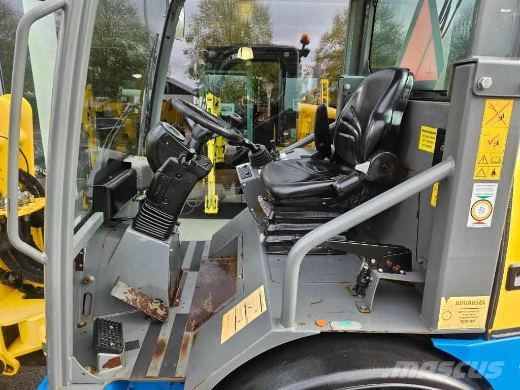 Weidemann 2070LP Väikelaadurid