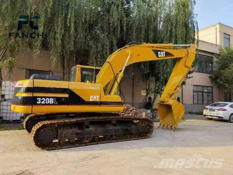 CAT 320 B L Roomikekskavaatorid