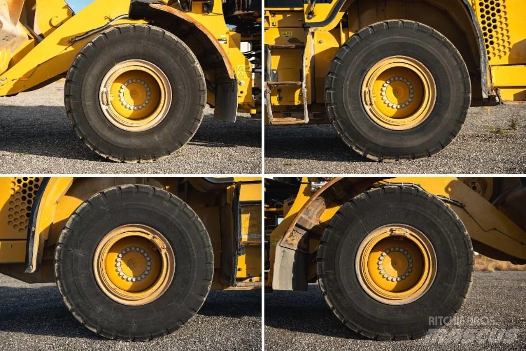 CAT 950M Rataslaadurid