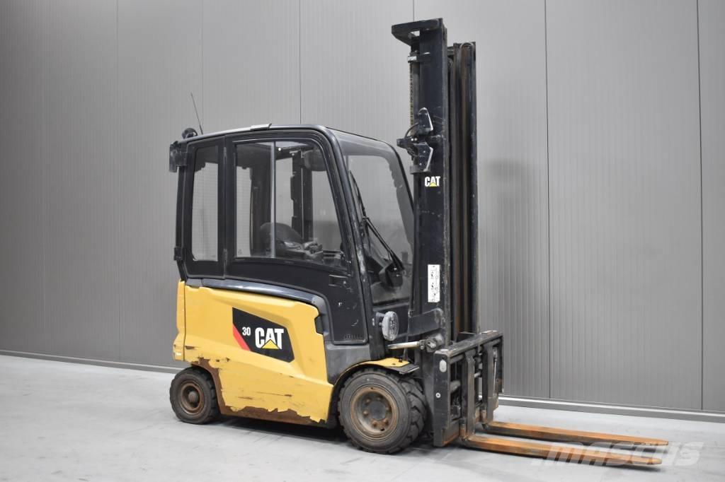 CAT EP 30 CN Elektritõstukid