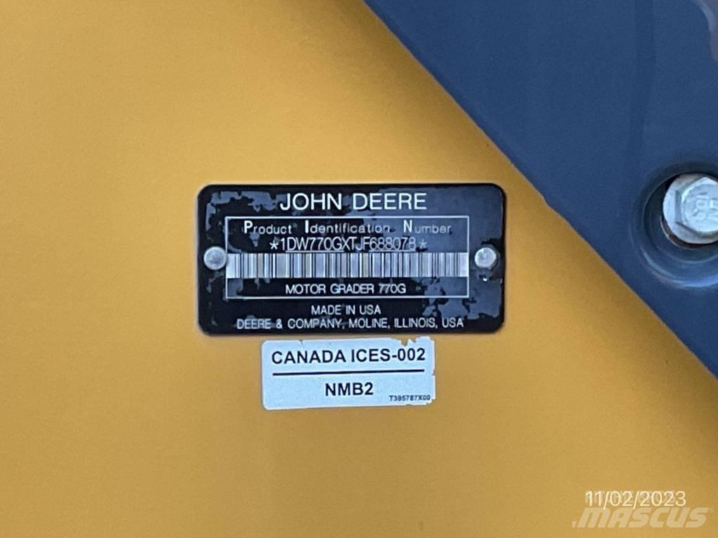 John Deere 770 G Greiderid