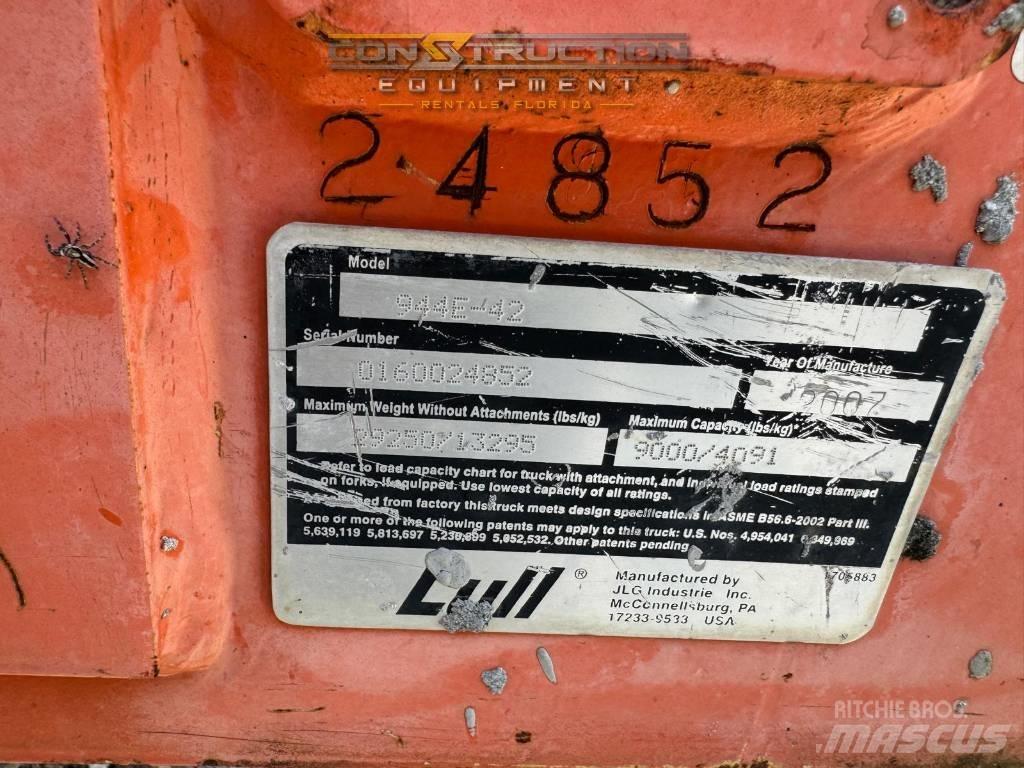 JLG 944 E-42 Kahveltõstukid - muud