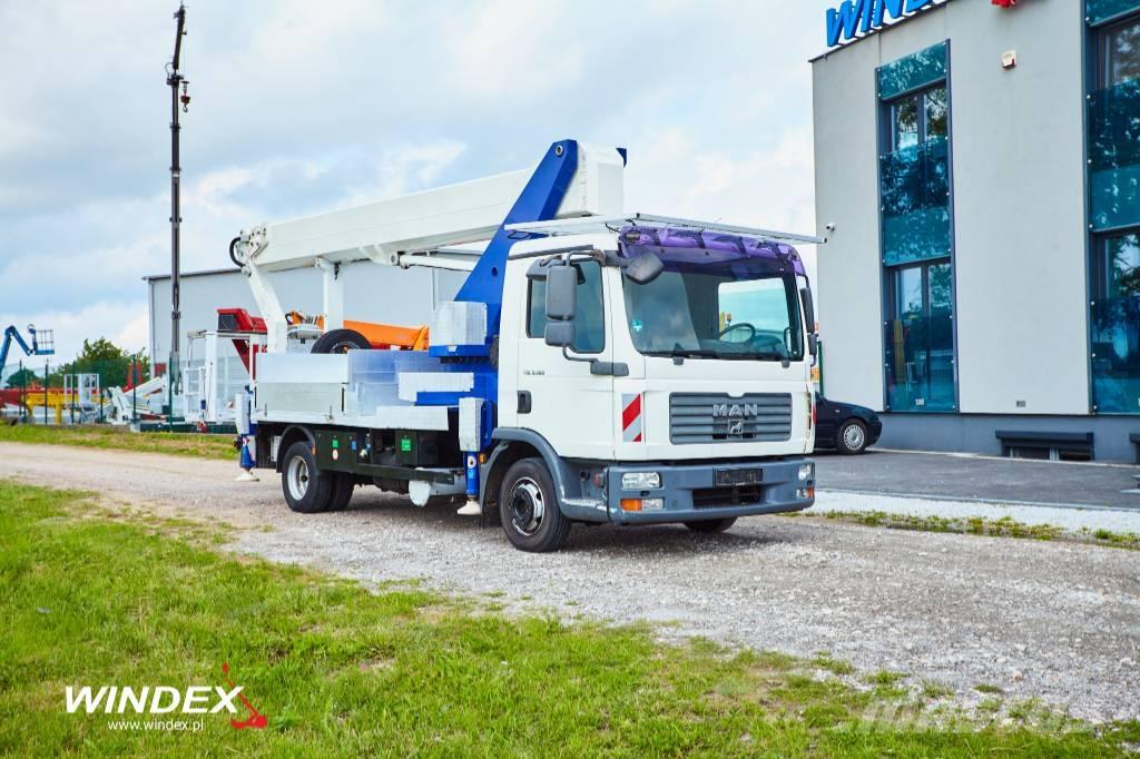 Wumag WT 300 Auto korvtõstukid