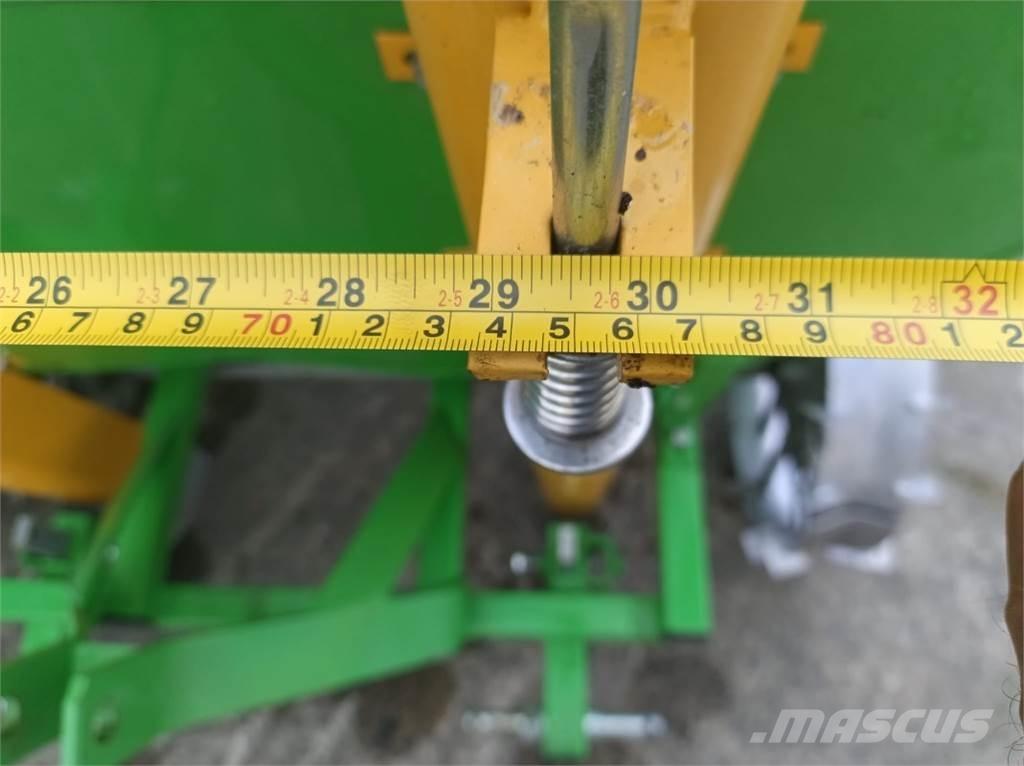 Bomet S239/1 Kartulipanemismasinad