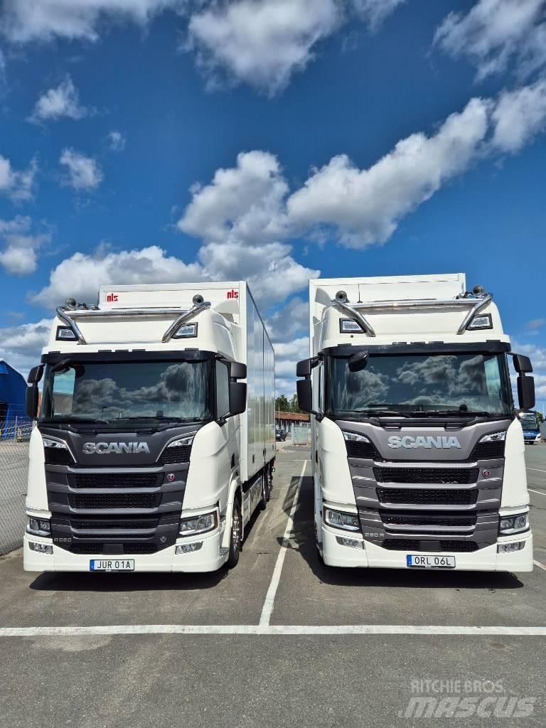 Scania 560R Furgoonautod