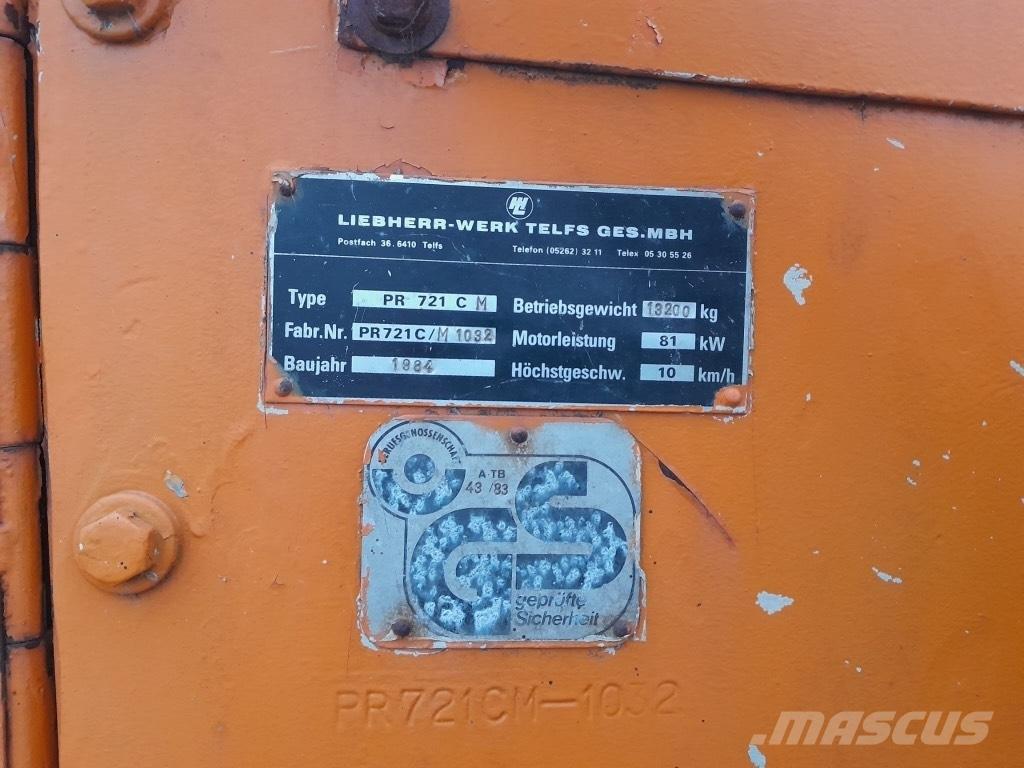Liebherr PR 721 C Buldooserid