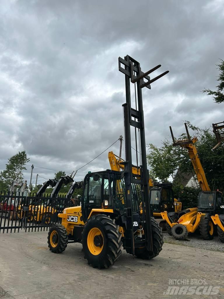 JCB 926 RTFL Maastikutõstukid