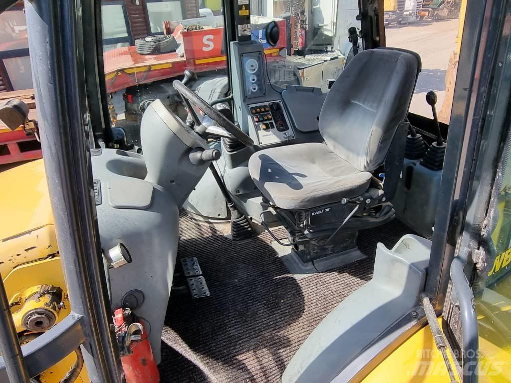 Komatsu WB 93 S-5EO Ekskavaatorlaadurid
