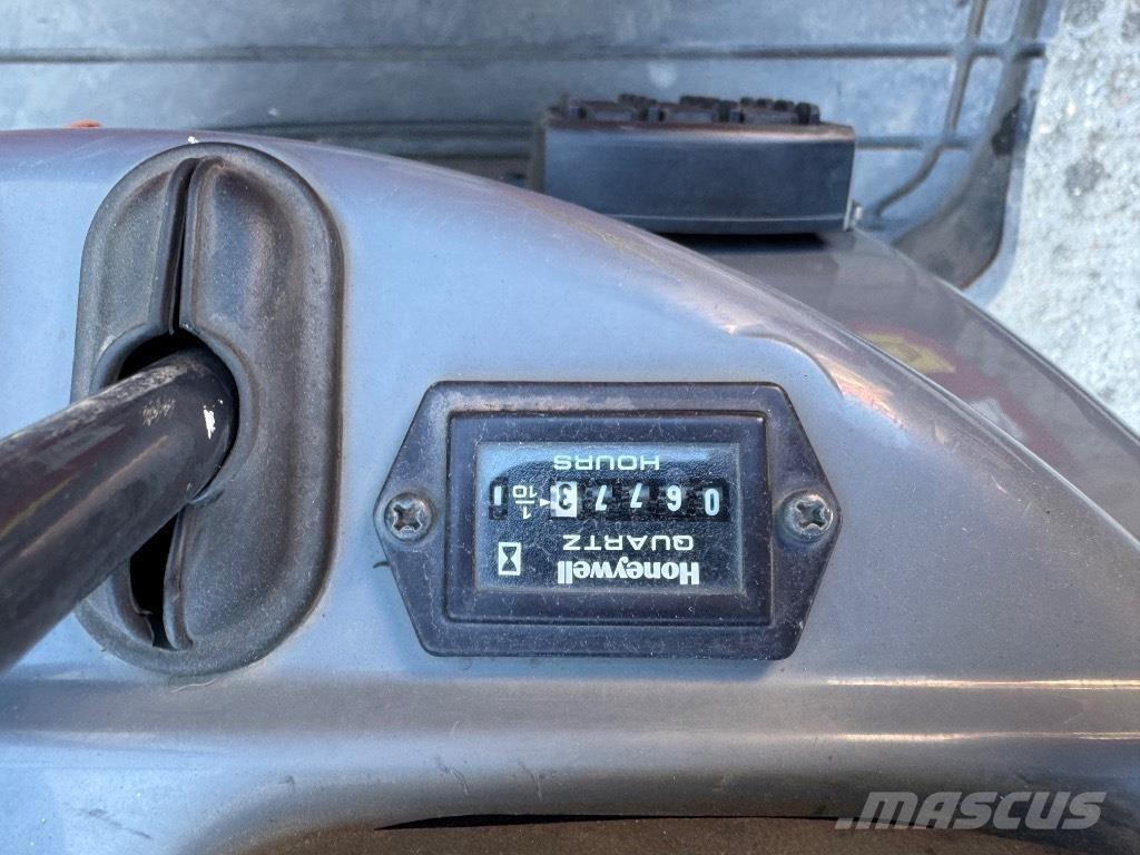 Yanmar SV08 (1D776) Miniekskavaatorid < 7 t