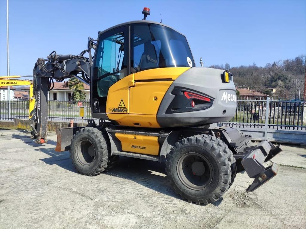 Mecalac 15 MWR Ratasekskavaatorid