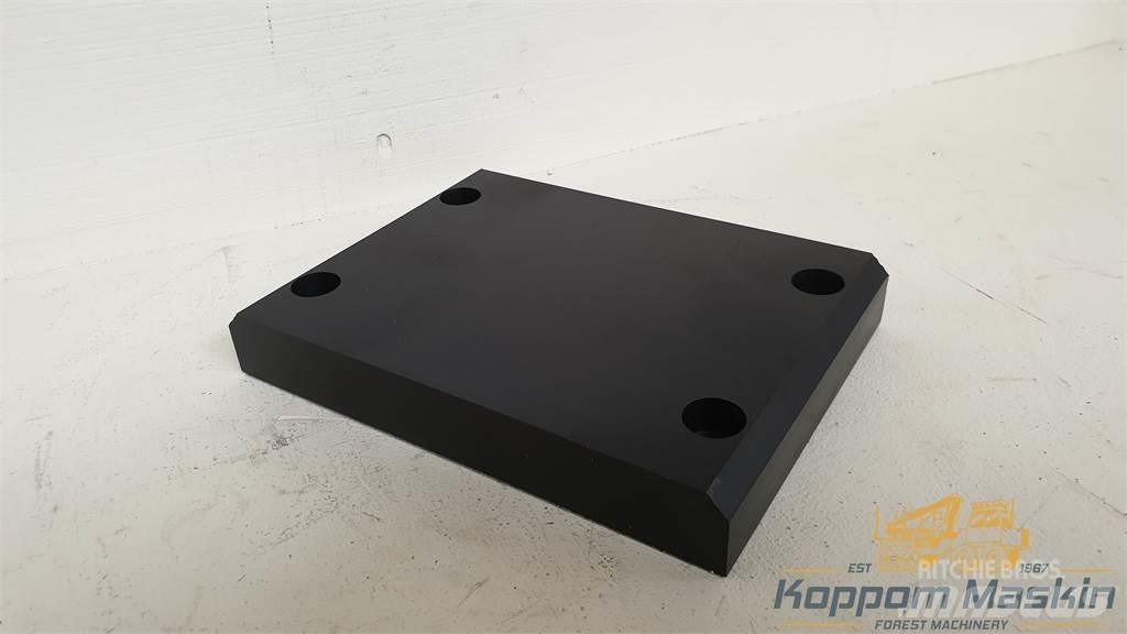 Ponsse P58878 Forvarderi kraanad